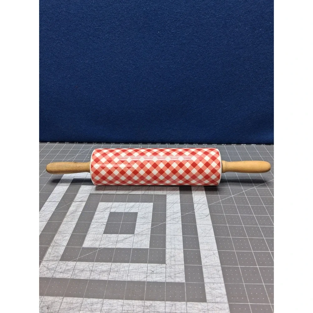 The Pioneer Woman Rolling Pin Red Gingham Ceramic Wood Handles Farmhouse Unused